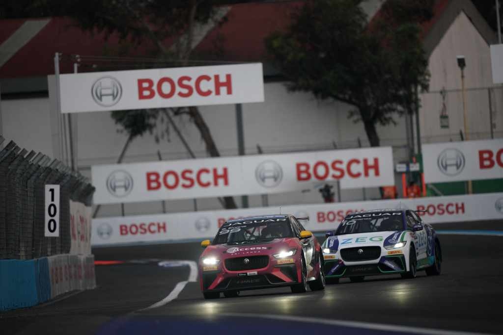 Jaguar I-PACE eTROPHY: primeira corrida com carros elétricos de