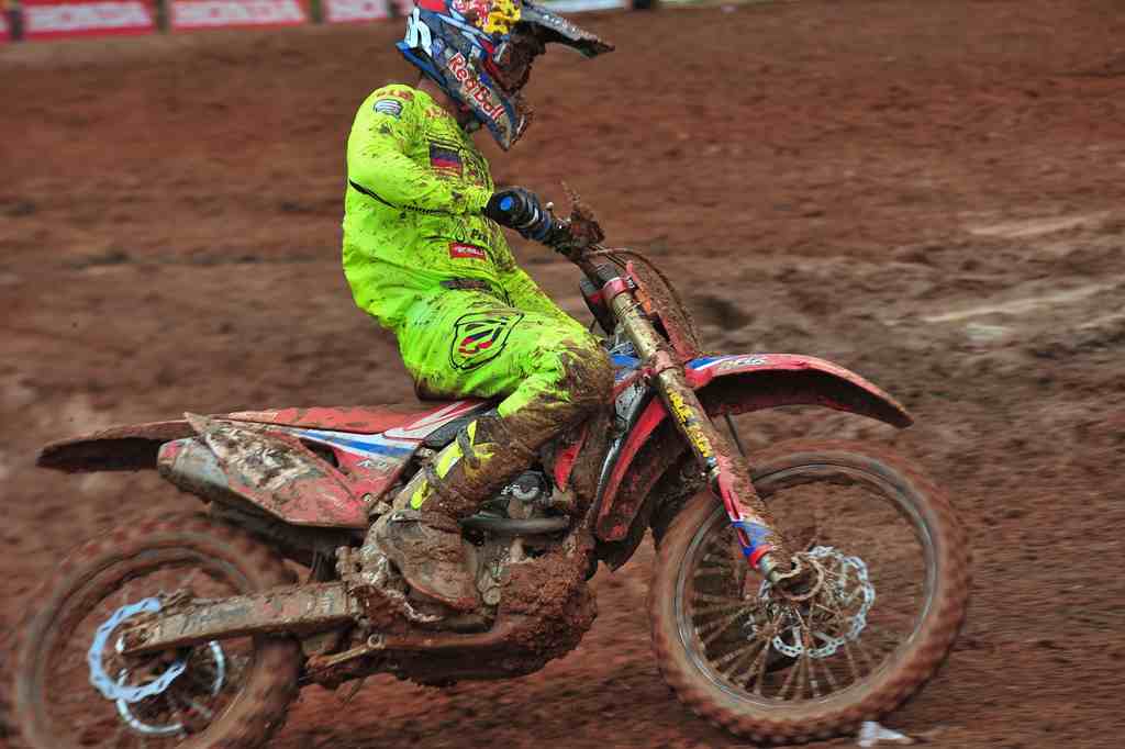 Jetro Salazar (MX1) e Leonardo Souza (MX2) fecham corridas da sexta etapa  do Brasileiro de Motocross na segunda posição