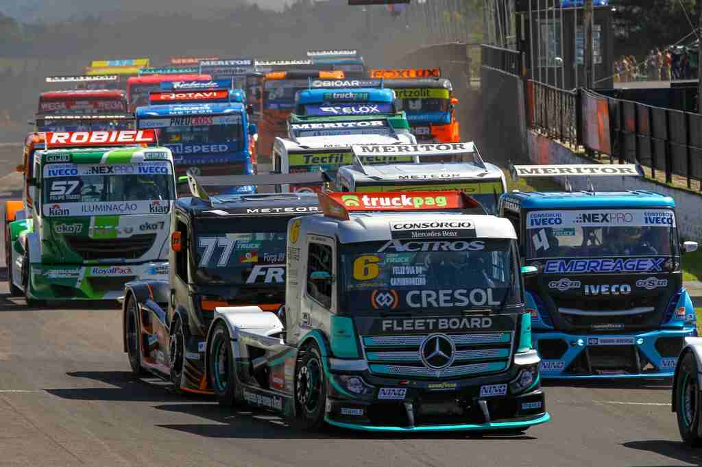 Beto Monteiro vence em Interlagos no encerramento da temporada da