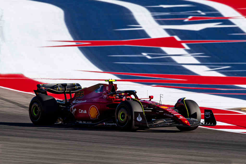 Fórmula 1: Carlos Sainz garante pole para o GP dos Estados