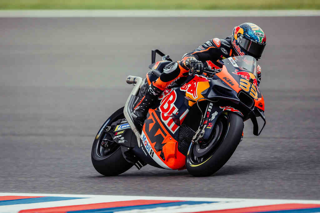 Sábado animado na MotoGP. Pole de Alex Marquez e Sprint Race de Binder -  Racemotor