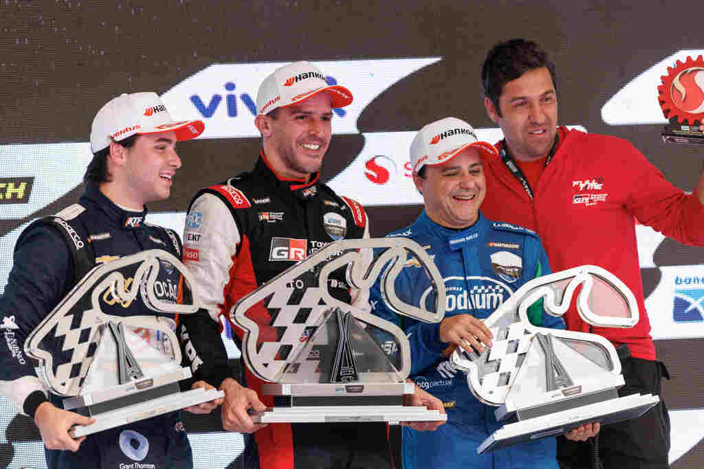 Vitórias de Rossi e Zonta e pódios de Massa na Stock Car