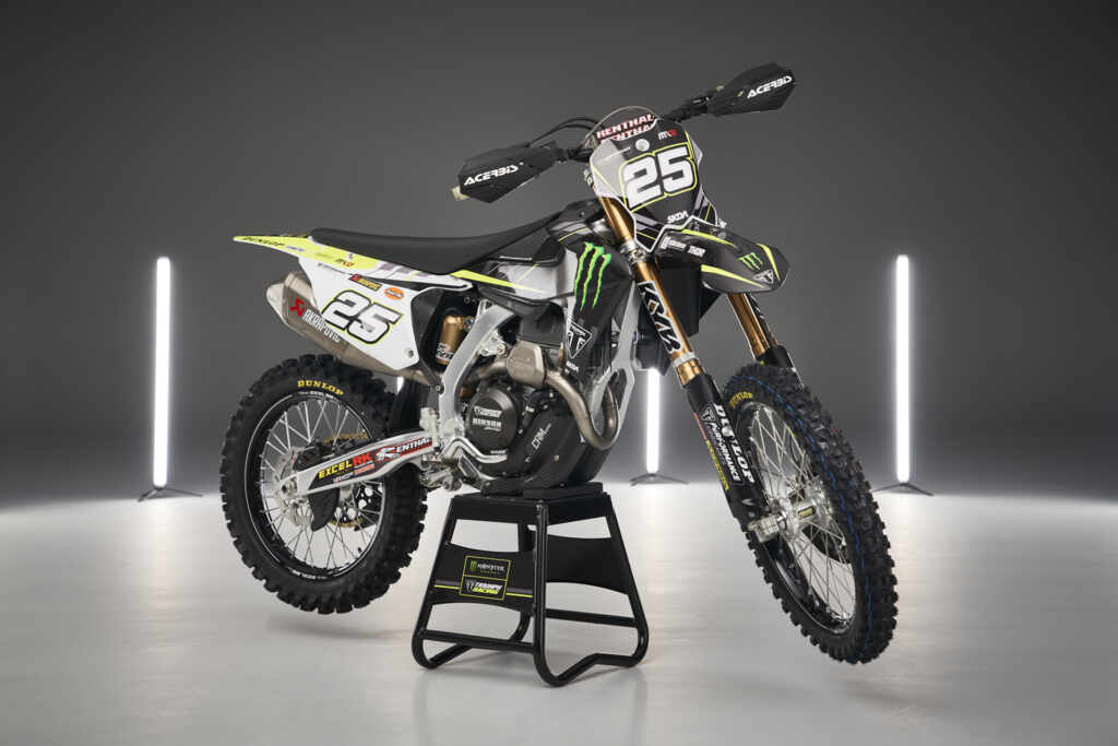 A Triumph Motorcycles apresentou a informação técnica da sua nova moto de  Motocross - MotoNews - Andar de Moto