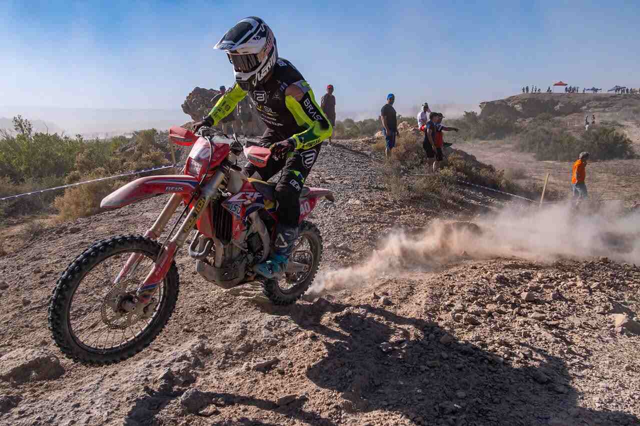 Brasileiros iniciam disputa do International Six Days Enduro 2023