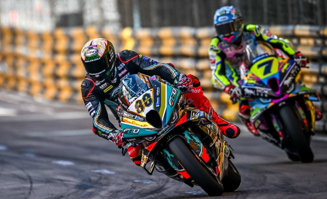 Peter Hickman domina pela quarta vez o GP de Macau nas motos
