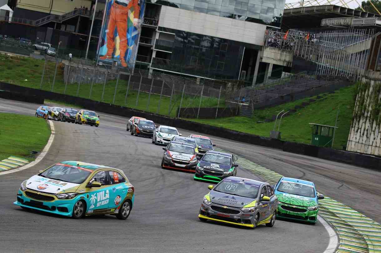Copa Joy Chevrolet fecha sua série endurance em Interlagos
