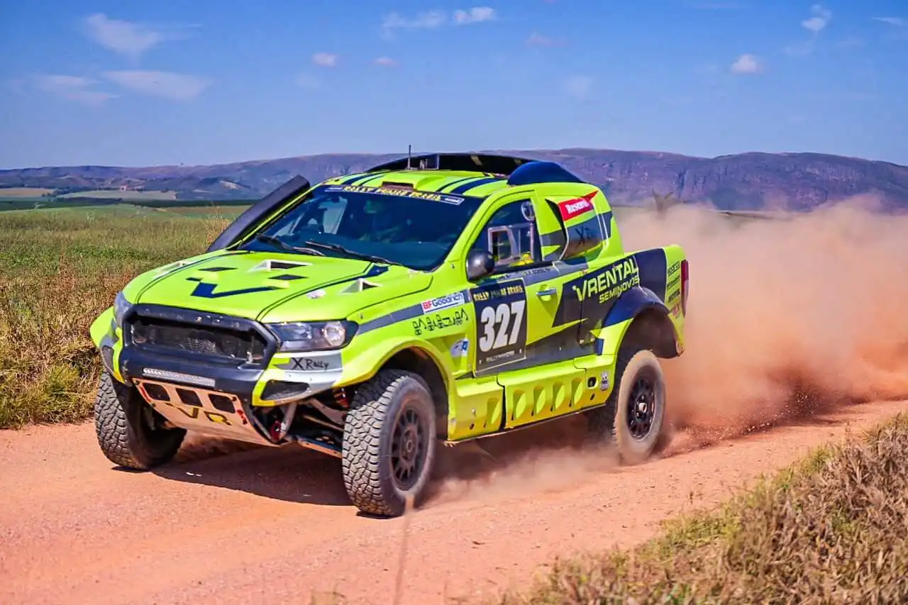 Metge, Aché e Bruno Varela vencem no primeiro dia do Rally Minas Brasil